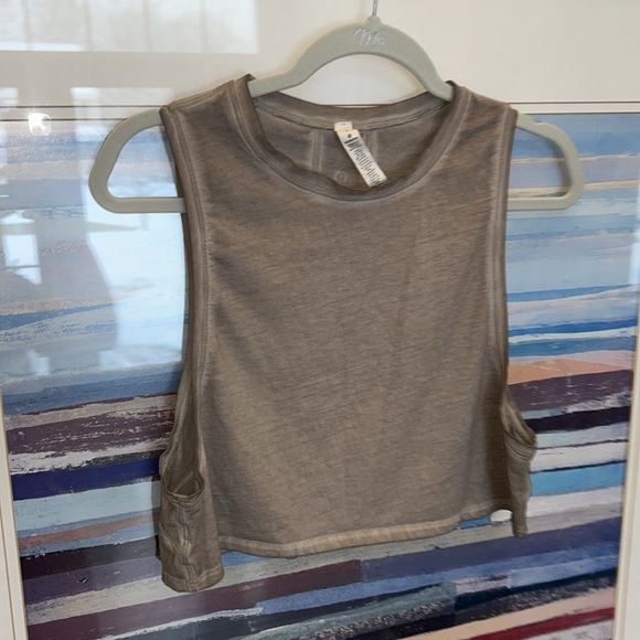 Lululemon Dusty Purple Crop Muscle Tee Size 4 - Picture 6 of 8